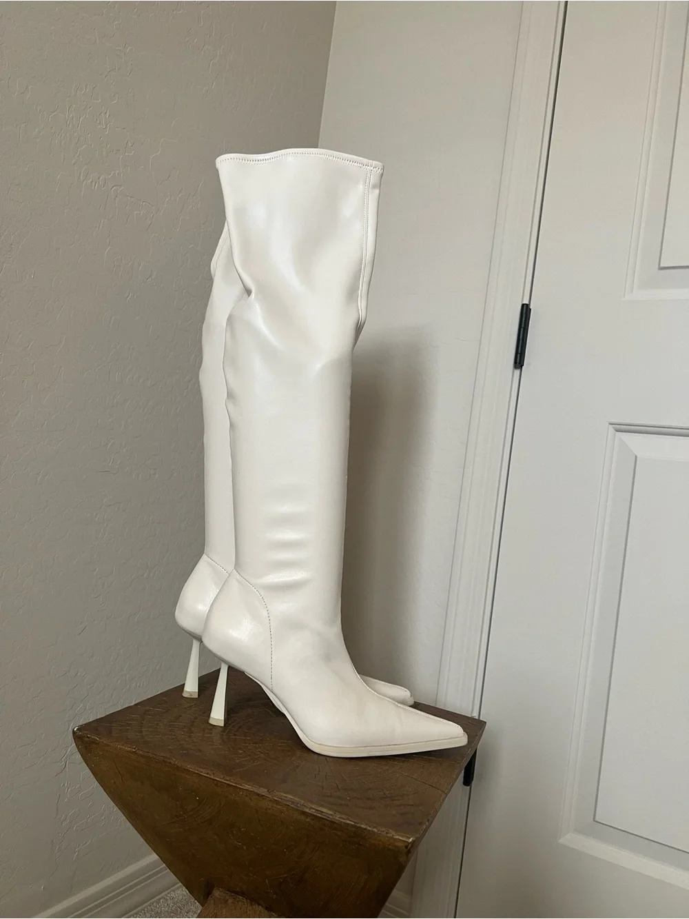 OAK + FORT White Over-the-Knee Pointed Stiletto Boots